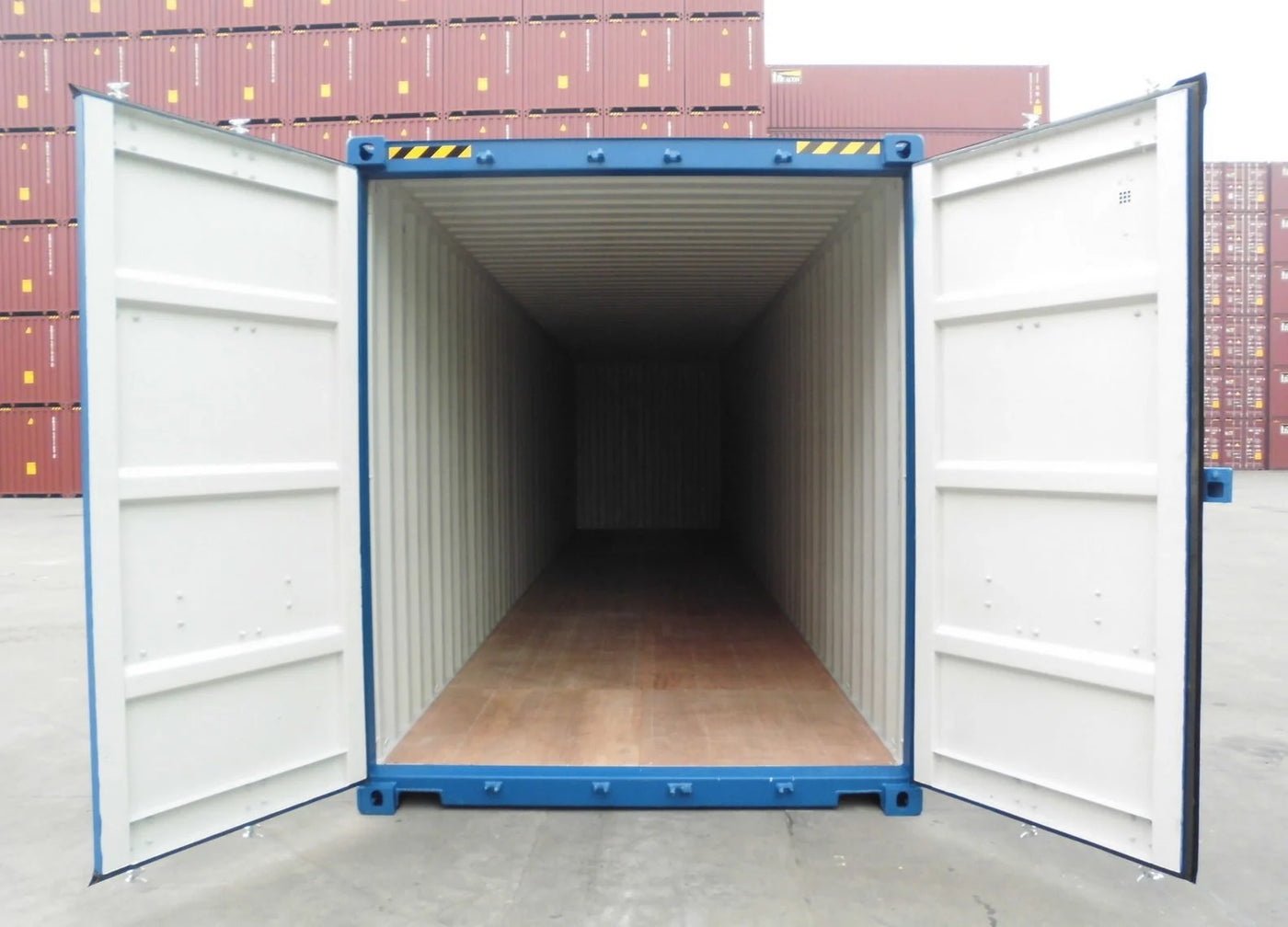 40-foot high cube (40ft HC) shipping container